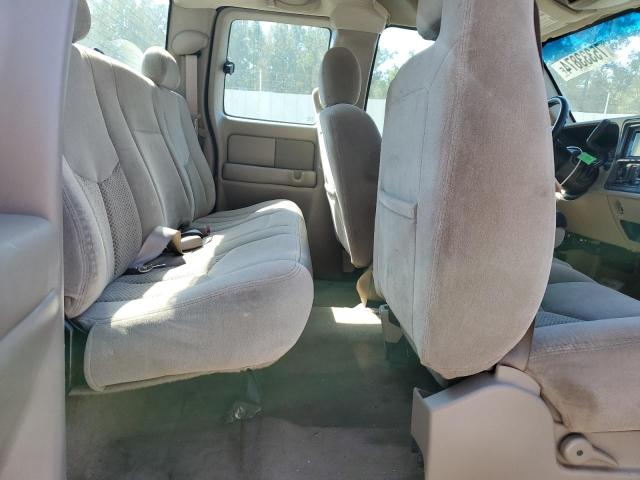 Photo 10 from auction – 2004 CHEVROLET SILVERADO with VIN 2GCEC19T141402149