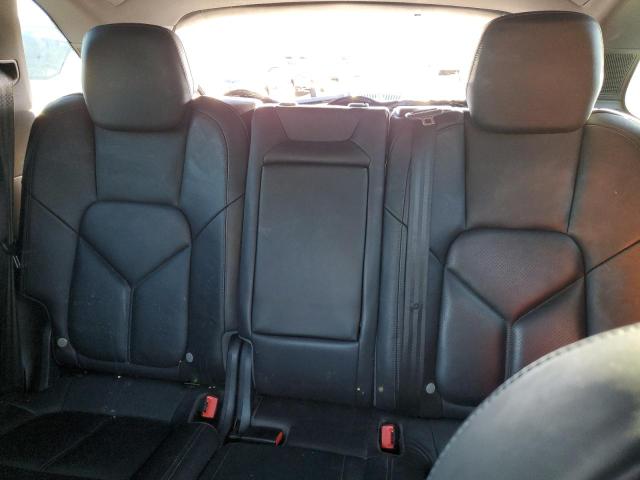 Photo 10 from auction – 2014 PORSCHE CAYENNE with VIN WP1AA2A25ELA94507