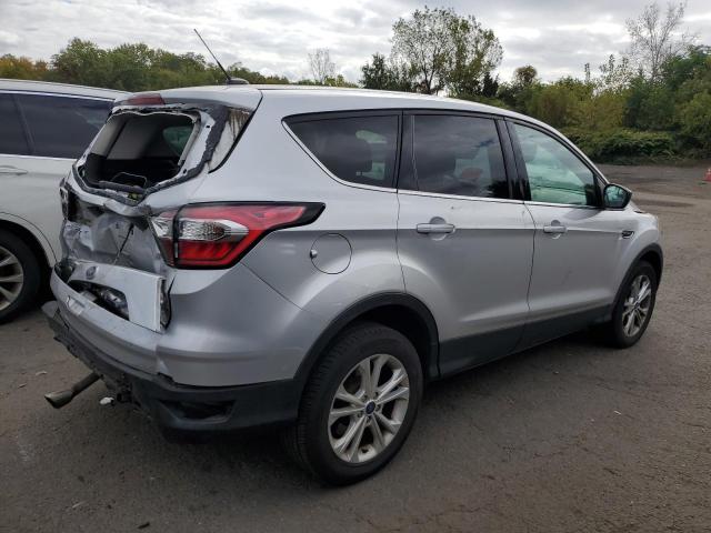 Photo 3 from auction – 2017 FORD ESCAPE SE with VIN 1FMCU9GD9HUC71136