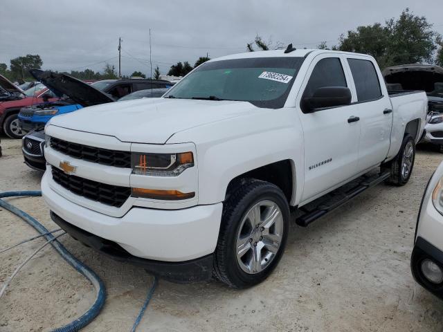 CHEVROLET SILVERADO 2018 with VIN 3GCPCPEC5JG601077 - Photo from auction