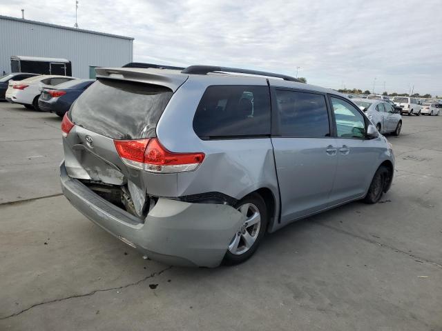 Photo 3 from auction – 2014 TOYOTA SIENNA LE with VIN 5TDKK3DC0ES416630