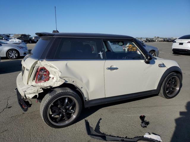 Photo 3 from auction – 2011 MINI COOPER S with VIN WMWSV3C51BTY14532