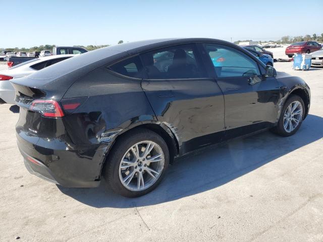 Photo 3 from auction – 2024 TESLA MODEL Y with VIN 7SAYGDEE3RA271692