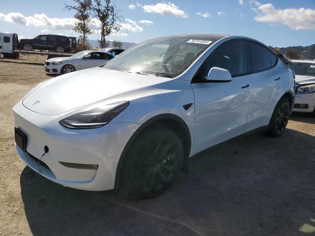 TESLA MODEL Y 2022 with VIN 7SAYGDEE2NF544991 - Photo from auction
