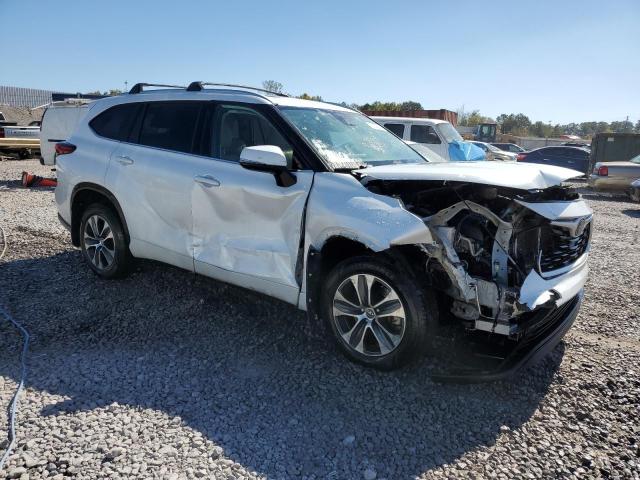 Photo 4 from auction – 2022 TOYOTA HIGHLANDER with VIN 5TDGZRAH8NS539502