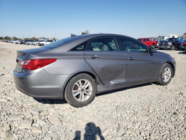Photo 3 from auction – 2012 HYUNDAI SONATA GLS with VIN 5NPEB4AC8CH338074