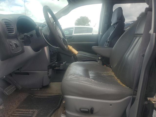 Photo 7 from auction – 2005 CHRYSLER TOWN & COU with VIN 2C4GP54L45R444426