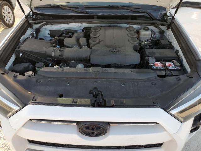 Photo 11 from auction – 2020 TOYOTA 4RUNNER SR with VIN JTEBU5JR4L5791465