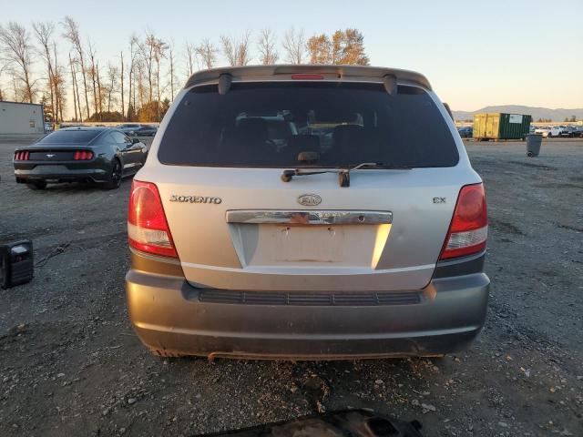 Photo 6 from auction – 2004 KIA SORENTO EX with VIN KNDJC733645297195