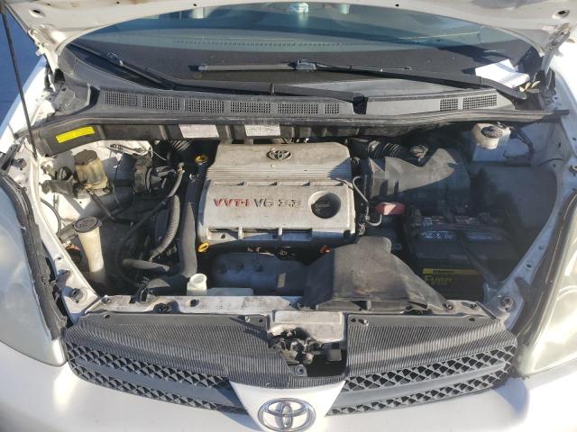 Photo 11 from auction – 2004 TOYOTA SIENNA XLE with VIN 5TDZA22C64S180255