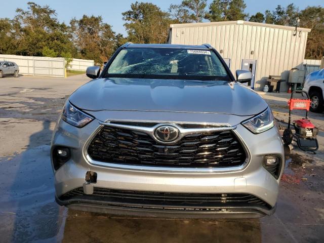 Photo 5 from auction – 2021 TOYOTA HIGHLANDER with VIN 5TDYZRAH9MS055437