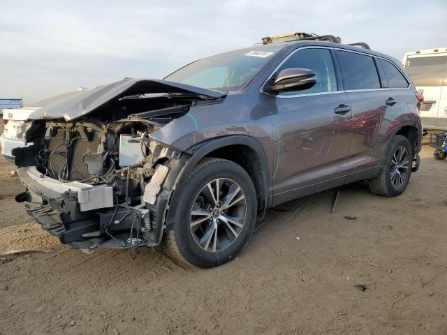 TOYOTA HIGHLANDER 2017 with VIN 5TDBZRFH9HS473582 - Photo from auction