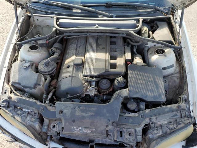 Photo 11 from auction – 2003 BMW 325 I with VIN WBAET37473NJ32765