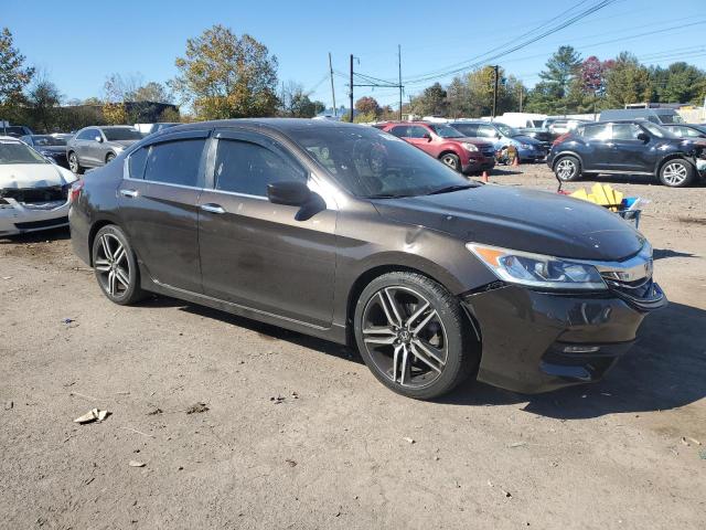 Photo 4 from auction – 2016 HONDA ACCORD SPO with VIN 1HGCR2F50GA194875