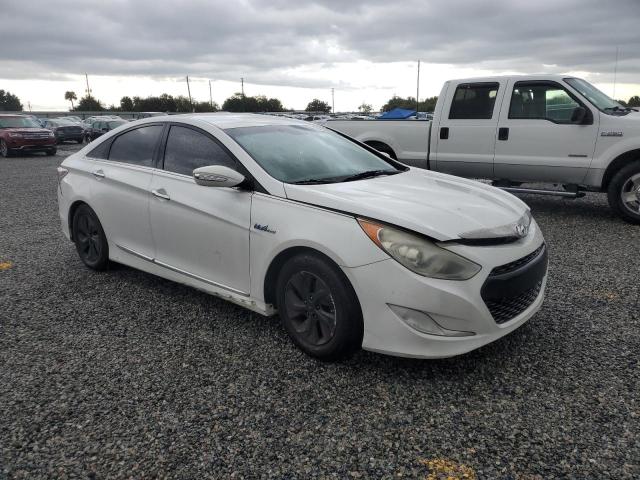 Photo 4 from auction – 2013 HYUNDAI SONATA HYB with VIN KMHEC4A4XDA098276