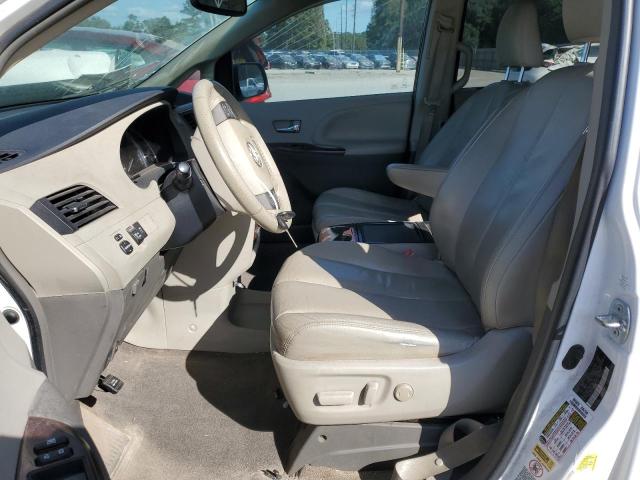 Photo 7 from auction – 2012 TOYOTA SIENNA XLE with VIN 5TDYK3DC2CS234239