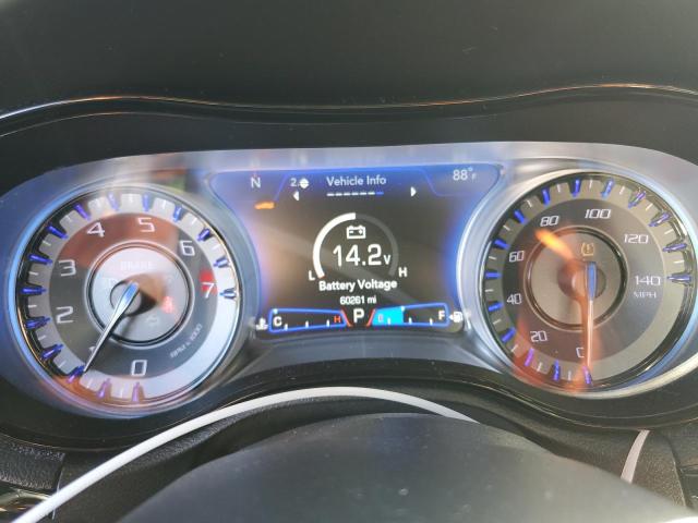 Photo 9 from auction – 2019 CHRYSLER 300 S with VIN 2C3CCABG2KH682905