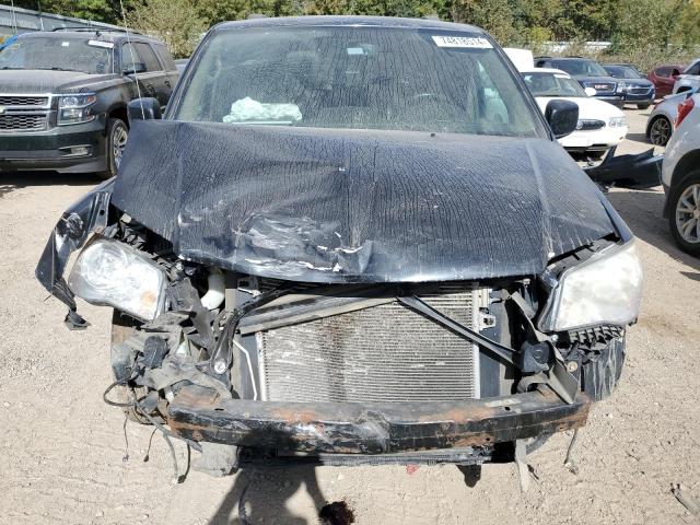 Photo 5 from auction – 2015 CHRYSLER TOWN & COU with VIN 2C4RC1BG1FR535044