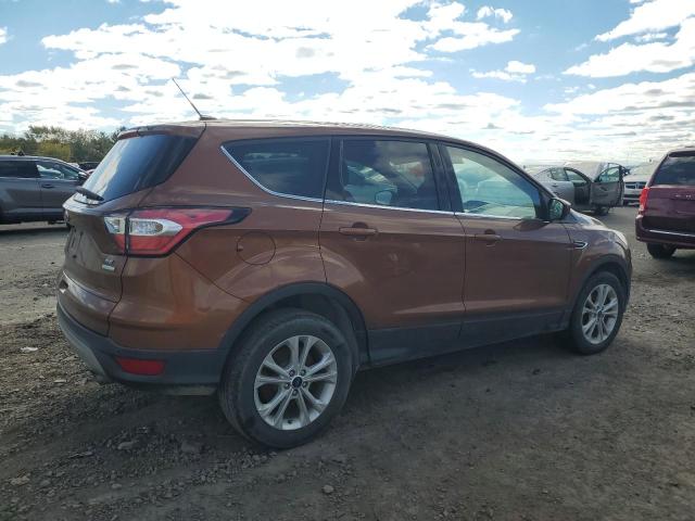 Photo 3 from auction – 2017 FORD ESCAPE SE with VIN 1FMCU0GD2HUC27913