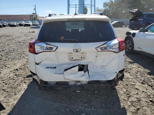 Photo 6 from auction – 2015 TOYOTA RAV4 XLE with VIN JTMRFREV6FJ037510