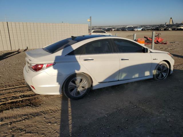Photo 3 from auction – 2013 HYUNDAI SONATA HYB with VIN KMHEC4A41DA074836