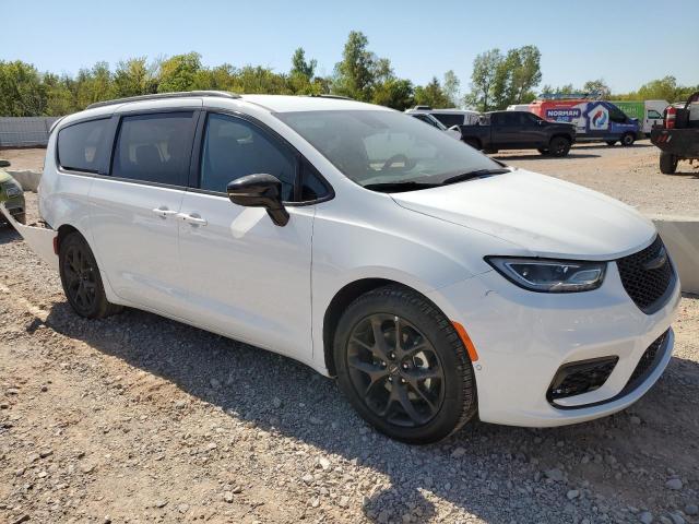 Photo 4 from auction – 2024 CHRYSLER PACIFICA T with VIN 2C4RC1BGXRR135102