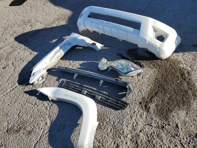 Photo 13 from auction – 2006 TOYOTA 4RUNNER SR with VIN JTEBT14R460063864