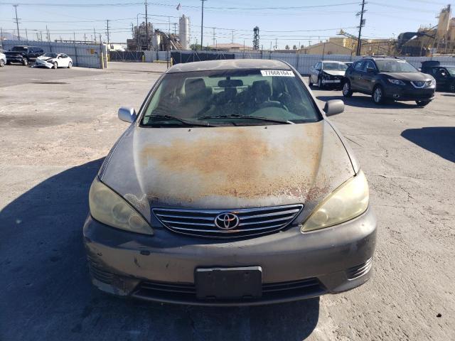 Photo 5 from auction – 2005 TOYOTA CAMRY LE with VIN 4T1BE32K45U564191