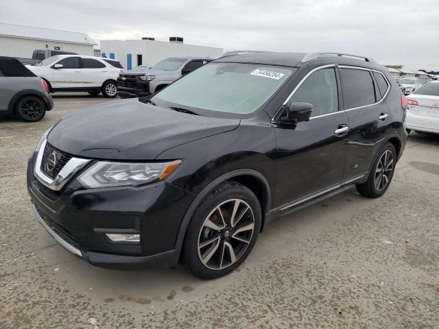 NISSAN ROGUE S 2017 with VIN 5N1AT2MTXHC826873 - Photo from auction