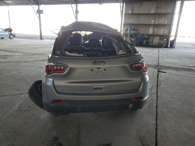 Foto 6 de la subasta – 2019 JEEP COMPASS LI con VIN 3C4NJCCB8KT662948