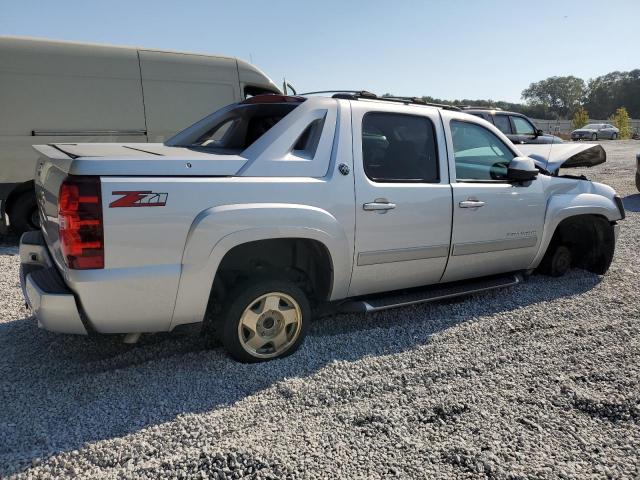 Photo 3 from auction – 2013 CHEVROLET AVALANCHE with VIN 3GNMCFE03DG159494