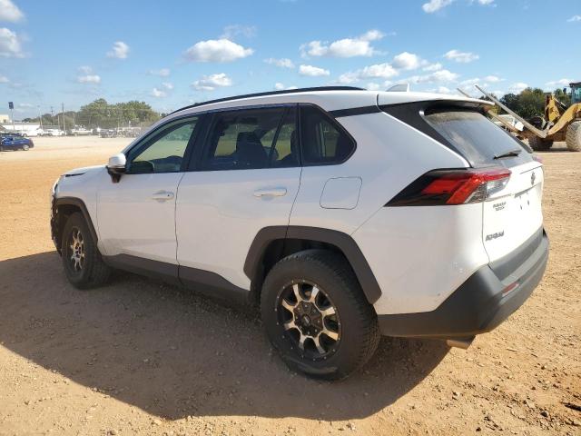 Photo 2 from auction – 2021 TOYOTA RAV4 XLE with VIN 2T3P1RFV4MC245969