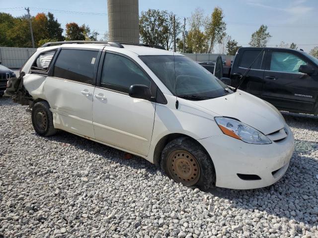 Photo 4 from auction – 2010 TOYOTA SIENNA CE with VIN 5TDKK4CC8AS292592