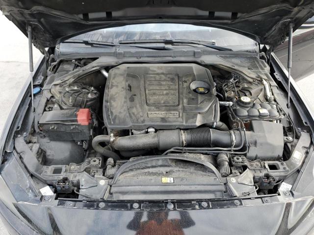 Photo 11 from auction – 2018 JAGUAR XE with VIN SAJAR4FX9JCP27936