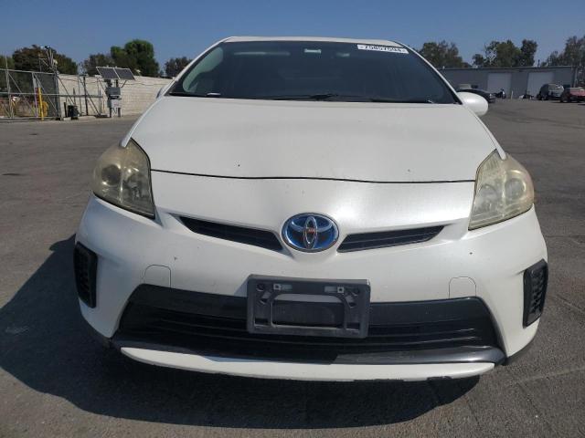 Photo 5 from auction – 2013 TOYOTA PRIUS with VIN JTDKN3DU4D5568950