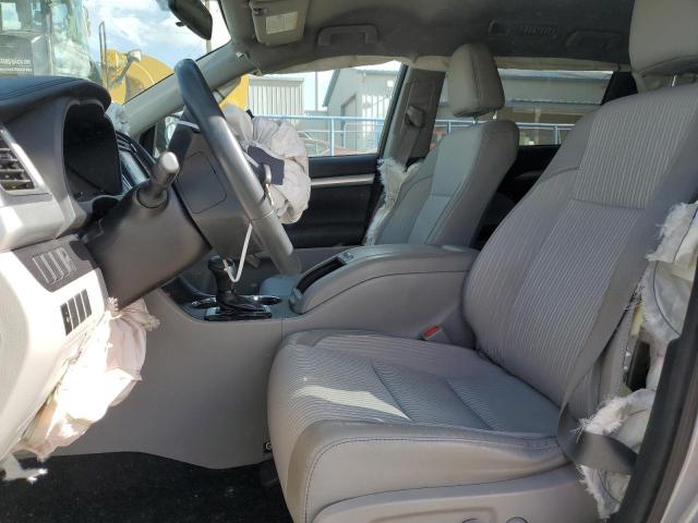 Photo 7 from auction – 2016 TOYOTA HIGHLANDER with VIN 5TDZKRFH9GS178581