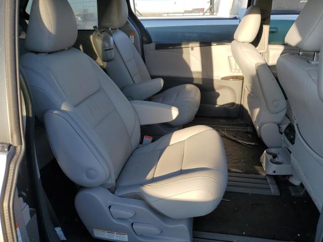 Photo 11 from auction – 2018 TOYOTA SIENNA XLE with VIN 5TDYZ3DC6JS903797