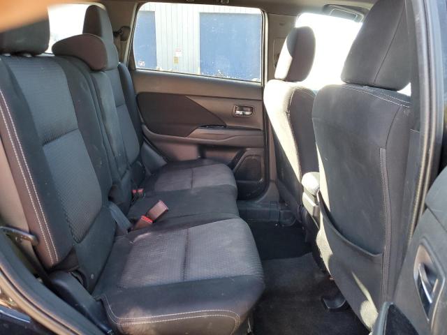 Photo 11 from auction – 2018 MITSUBISHI OUTLANDER with VIN JA4AZ3A33JZ025888