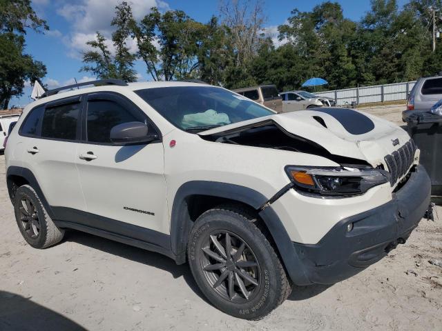 Photo 4 from auction – 2019 JEEP CHEROKEE T with VIN 1C4PJMBX5KD141378