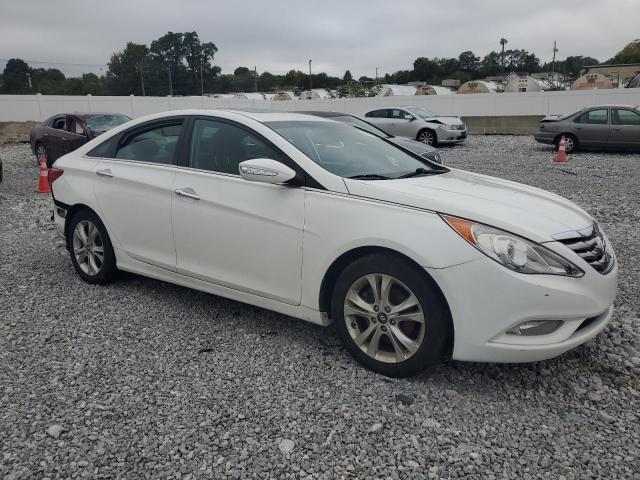Photo 4 from auction – 2011 HYUNDAI SONATA SE with VIN 5NPEC4AC2BH026022