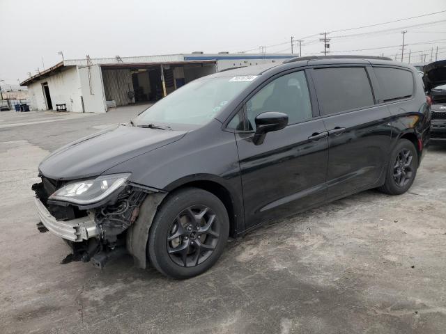 CHRYSLER PACIFICA T 2018 with VIN 2C4RC1EG7JR171832 - Photo from auction