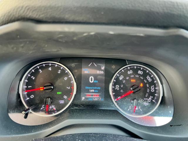 Photo 8 from auction – 2019 TOYOTA RAV4 XLE with VIN JTMP1RFV1KD511795