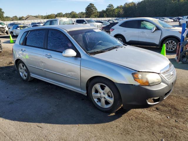 Photo 4 from auction – 2008 KIA SPECTRA5 5 with VIN KNAFE161385012155