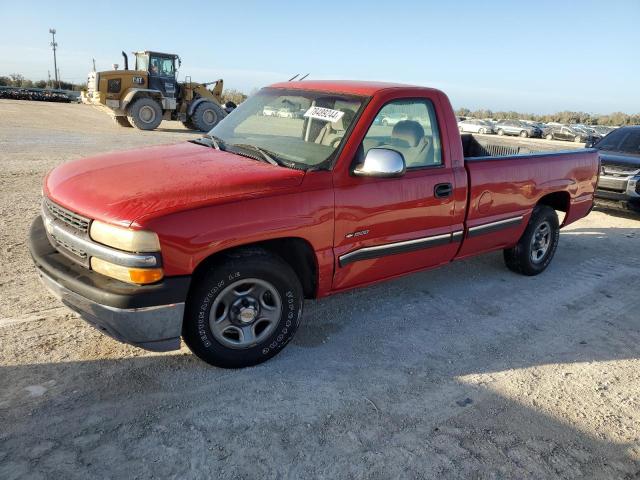 CHEVROLET SILVERADO 2000 with VIN 1GCEC14V0YE307577 - Photo from auction