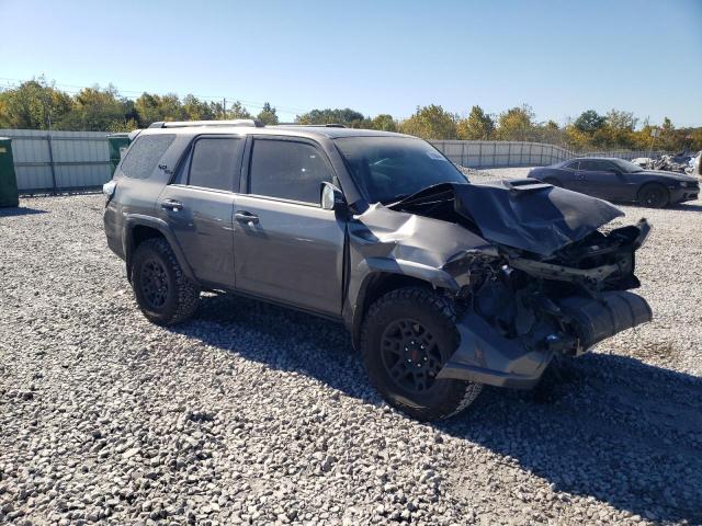 Photo 4 from auction – 2018 TOYOTA 4RUNNER SR with VIN JTEBU5JR5J5516152