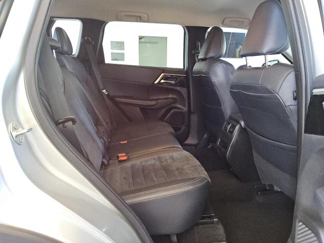 Photo 11 from auction – 2022 MITSUBISHI OUTLANDER with VIN JA4J4UA87NZ048502
