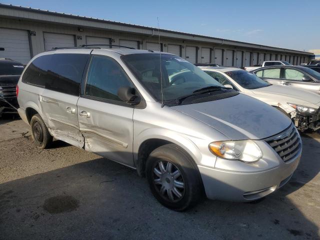 Photo 4 from auction – 2007 CHRYSLER TOWN & COU with VIN 2A4GP54L47R184638