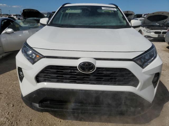 Photo 5 from auction – 2021 TOYOTA RAV4 XLE with VIN 2T3W1RFV6MC100721