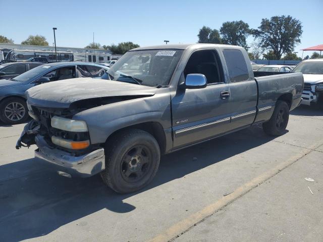 CHEVROLET SILVERADO 2000 with VIN 2GCEC19T1Y1245325 - Photo from auction