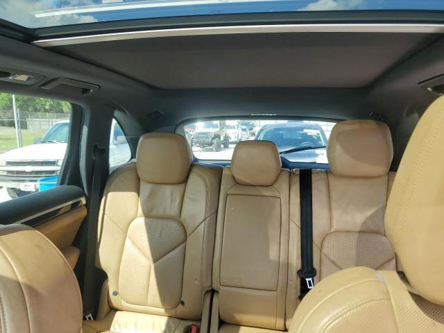 Photo 10 from auction – 2016 PORSCHE CAYENNE with VIN WP1AA2A22GKA13973